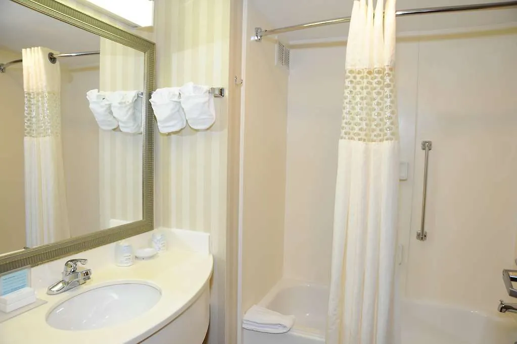 Hampton Inn By Hilton Panama City Beach Upper Grand Lagoon